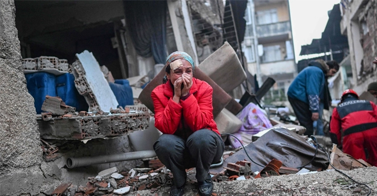 নিহতের সংখ্যা ১৫ হাজার ছাড়ালো